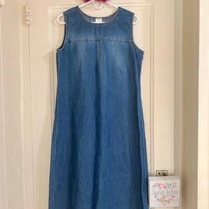 🎁🎉 HP!! 🎉🎁Beautiful denim dress🤰🏻NWOT